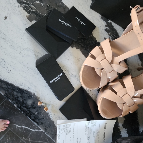 Saint Laurent Tribute Vitello Vernice Soft Nude - Picture 6 of 9
